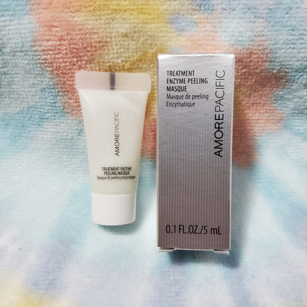 🍓5 for $20 - Treatment Enzyme Peeling Masque - NIB